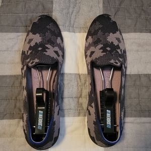 Rothys Grey Botanicamo Loafer